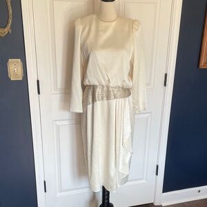 Vintage Jo Ed Sophisticates Ivory Crepe Texture Beaded Waist Dress Size Medium